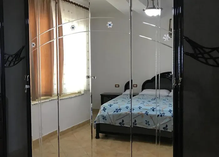 Beachfront & Park View * Shëngjin