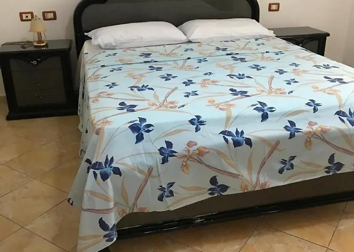 Beachfront & Park View Lejlighed